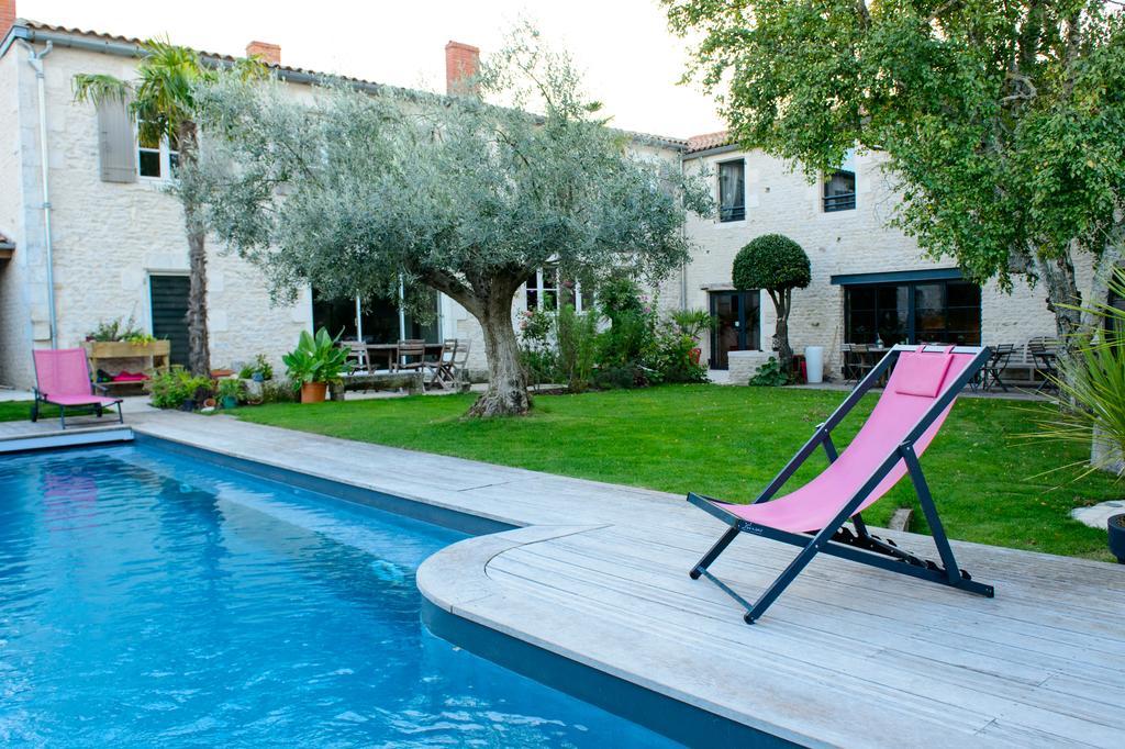 Un Banc Au Soleil Bed & Breakfast Marsilly  Luaran gambar