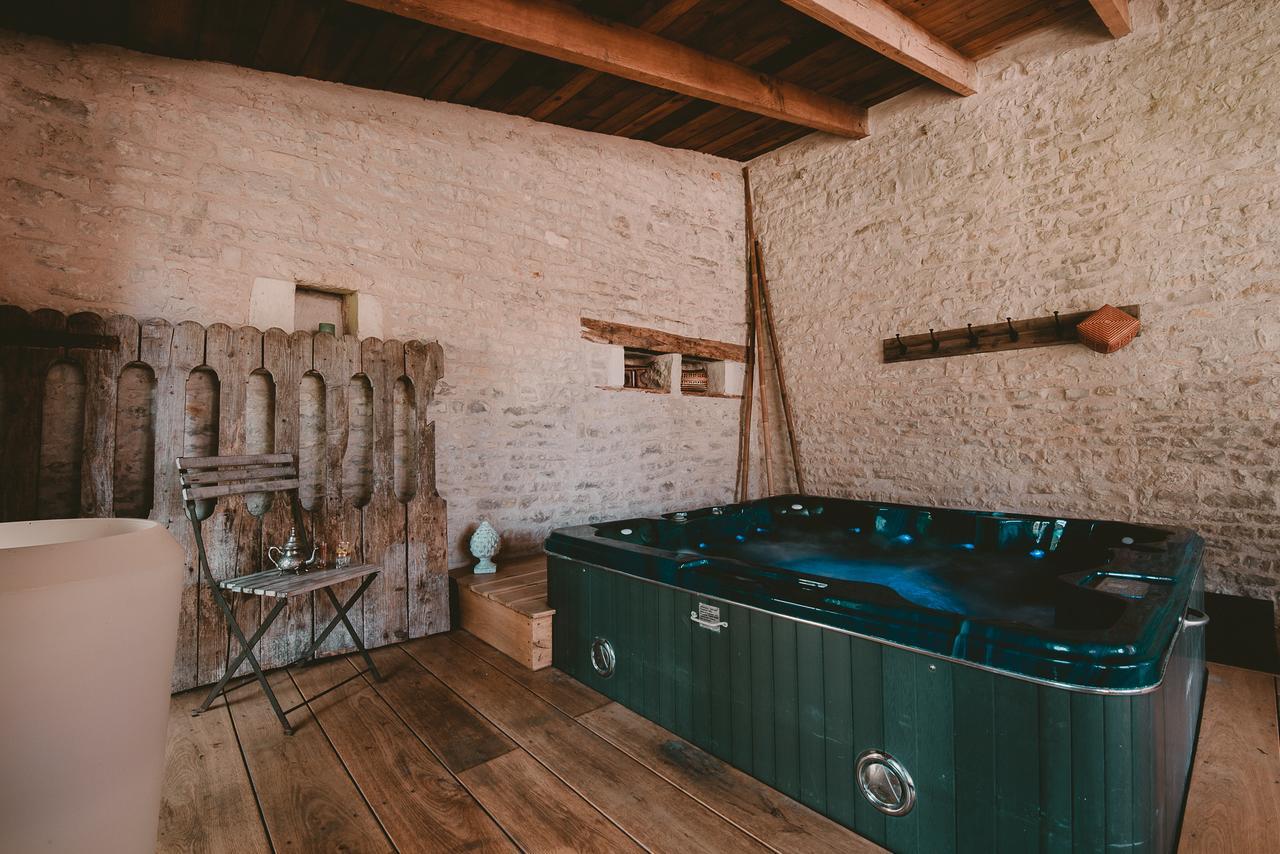 Un Banc Au Soleil Bed & Breakfast Marsilly  Luaran gambar